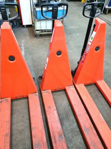 Preview: SCHERENHUBWAGEN 1000kg Toyota Elektro Gabel 120cm