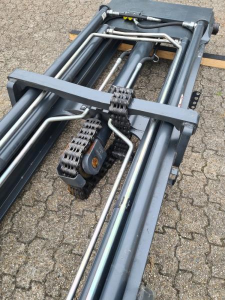 Preview: Mast f?r Stapler Linde Hubh?he 770cm, Hubkraft 8 Tonnen (ERS05)