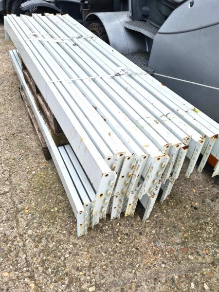 Preview: Traversen Schwerlastregal Vierkantprofile 270cm St?ck 