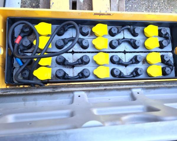 Preview: Elektrohubwagen ATLET PICCOLO PLL 180N an Bastler