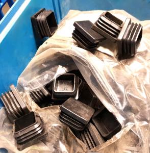 Preview: ca. 600 Kappen Abdeckungen Rohrabdeckungen Schutzkappen (s. Fotos)