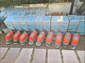 HAKO diverse REINIGUNGSMASCHINEN B30 und B45 an Bastler 