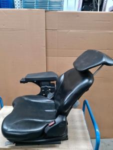 Stapler Fahrsitz GRAMMER - Joystickvorbereitung - Staplersitz (ERS03)