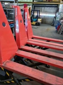 SCHERENHUBWAGEN 1000kg Toyota Elektro Gabel 120cm