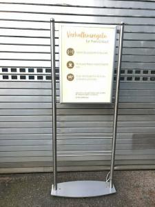 WERBESCHILD EDELSTAHL PRÄSENTER KLAPPRAHMEN BELEUCHTUNG SCHILD