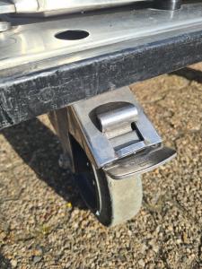 Edelstahlschrank 4-t?rig Transportwagen Rollwagen Messewagen (ESS001)