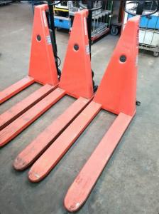 SCHERENHUBWAGEN 1000kg Toyota Elektro Gabel 120cm