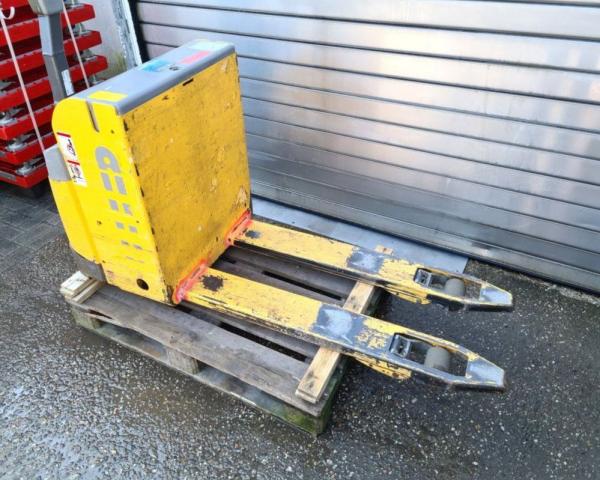 Elektrohubwagen ATLET PICCOLO PLL 180N an Bastler