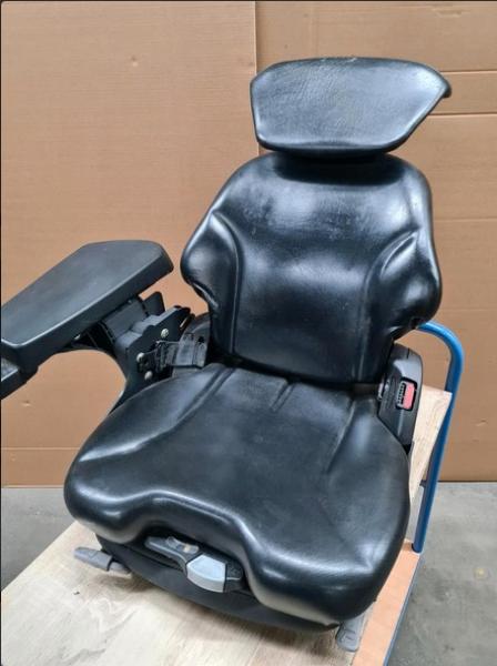 Stapler Fahrsitz GRAMMER - Joystickvorbereitung - Staplersitz (ERS03)
