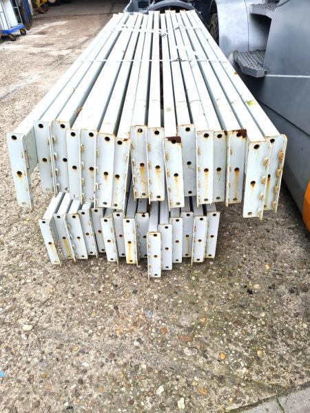 Traversen Schwerlastregal Vierkantprofile 270cm St?ck 