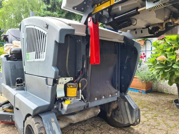 NILFISK CS7000 ecoflex Aufsitzmaschine REINIGUNGSAUTOMAT