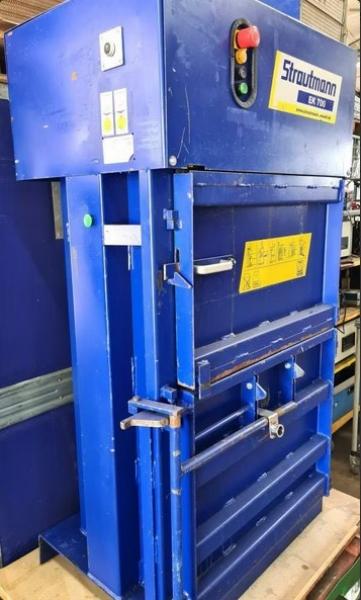 Papierpresse Strautmann EK700 Basic Presse Folienpresse