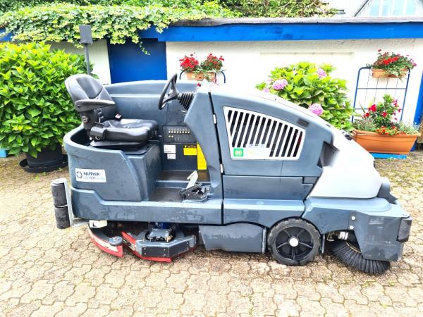 NILFISK CS7000 ecoflex Aufsitzmaschine REINIGUNGSAUTOMAT